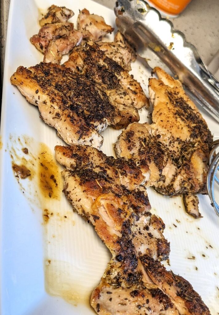 Pan-fried chicken thighs with Italian seasoning