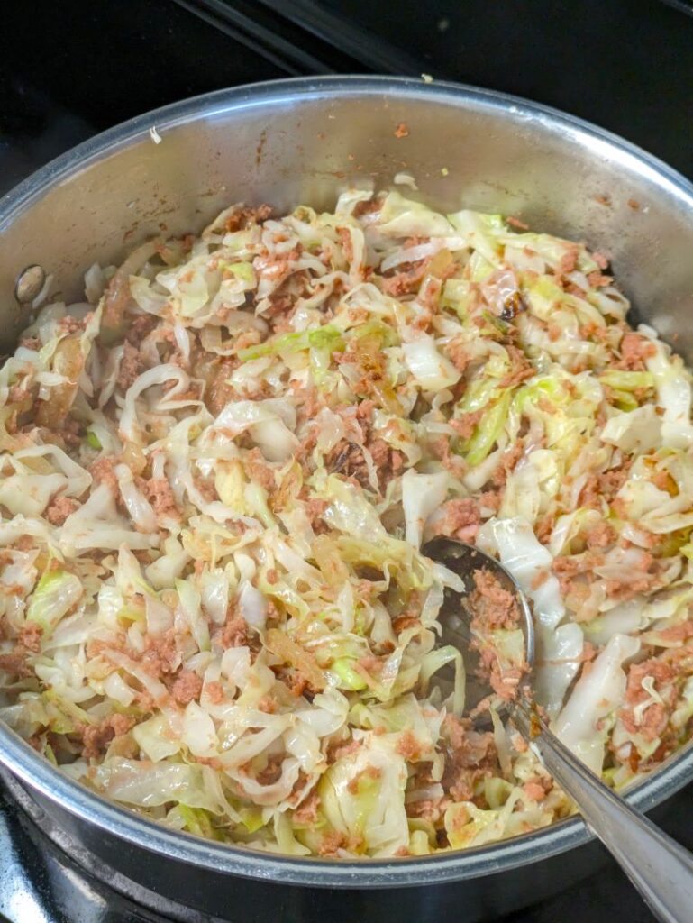 pot of canned corned beef and cabbage