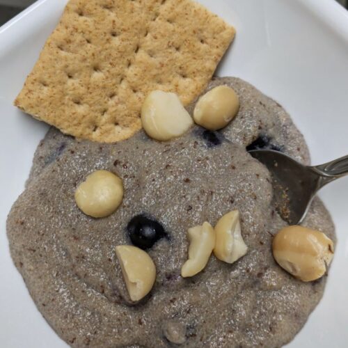 bowl of blueberry pie cream of wheat