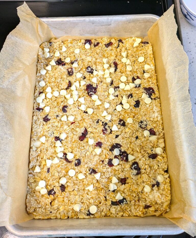 cranberry white chocolate macadamia energy bar